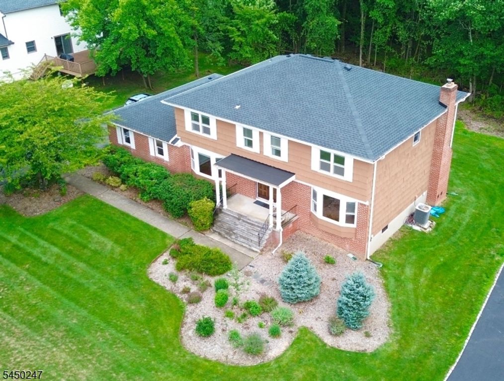 47 E Cheryl Rd, Montville Twp., NJ 07058