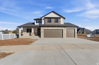 1042 E LESTER DR, South Weber, UT 84405
