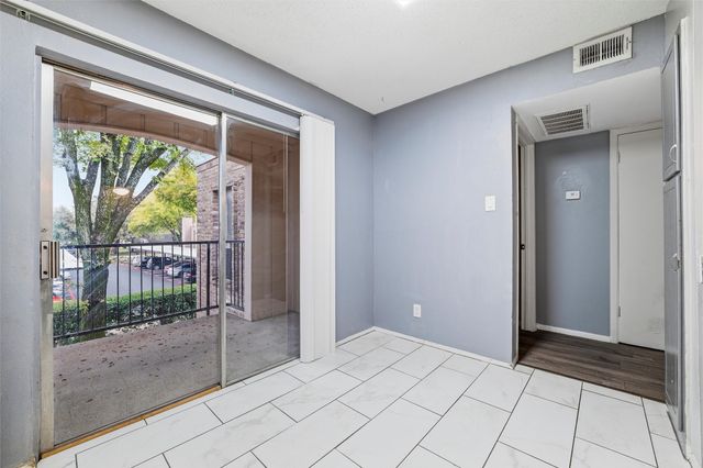 5604 Boca Raton Boulevard 248, Fort Worth, TX 76112