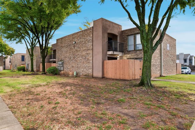 5604 Boca Raton Boulevard 248, Fort Worth, TX 76112