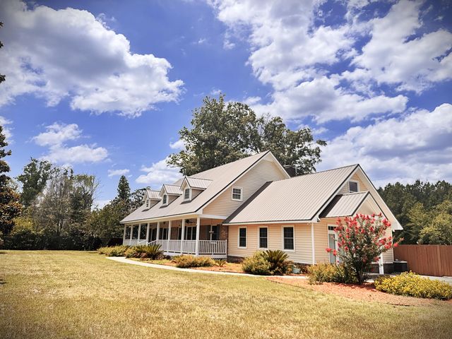 379 Mcclure Lane, Walterboro, SC 29488