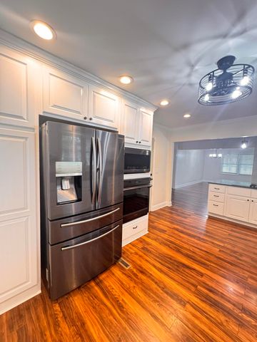 379 Mcclure Lane, Walterboro, SC 29488