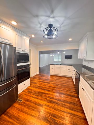 379 Mcclure Lane, Walterboro, SC 29488
