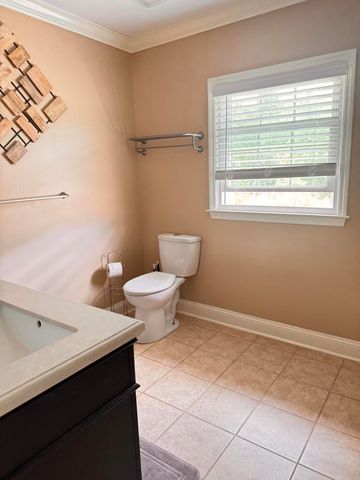379 Mcclure Lane, Walterboro, SC 29488