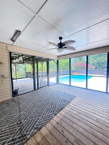 379 Mcclure Lane, Walterboro, SC 29488