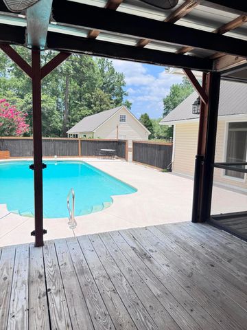 379 Mcclure Lane, Walterboro, SC 29488