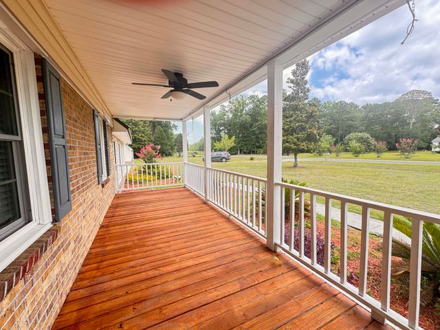 379 Mcclure Lane, Walterboro, SC 29488