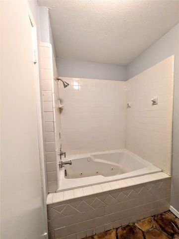 2301 Villanova Street, Arlington, TX 76018