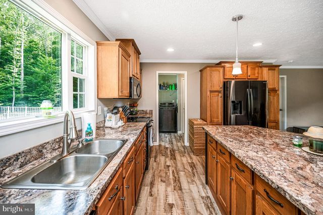 7324 RED FEATHER LN, Spotsylvania, VA 22551