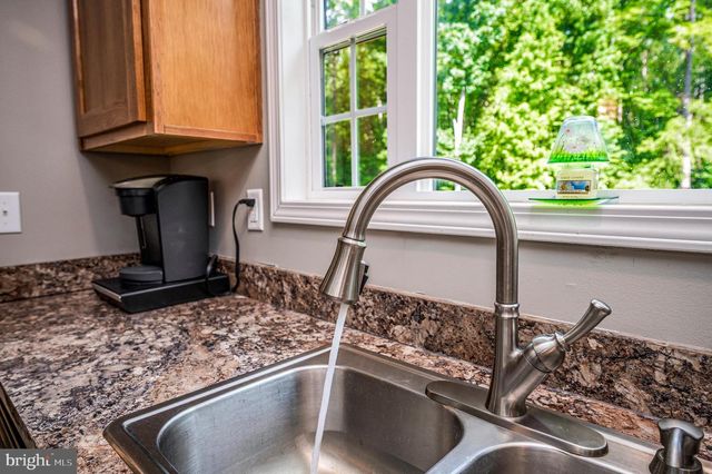 7324 RED FEATHER LN, Spotsylvania, VA 22551