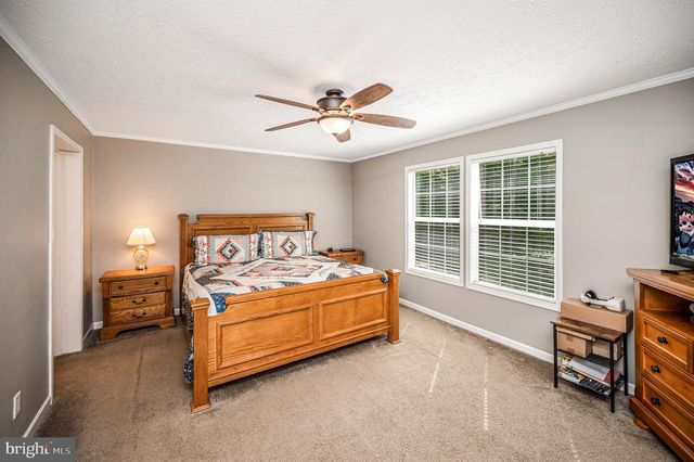 7324 RED FEATHER LN, Spotsylvania, VA 22551