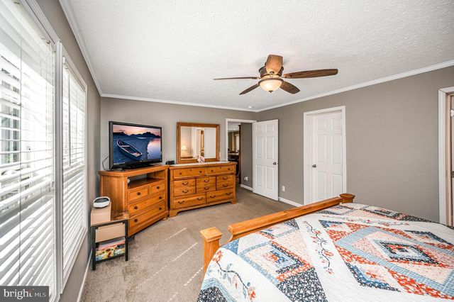 7324 RED FEATHER LN, Spotsylvania, VA 22551