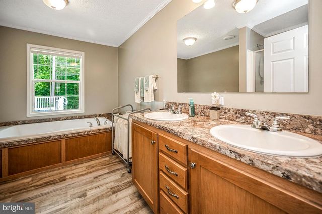 7324 RED FEATHER LN, Spotsylvania, VA 22551