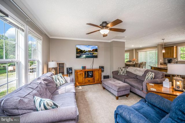 7324 RED FEATHER LN, Spotsylvania, VA 22551