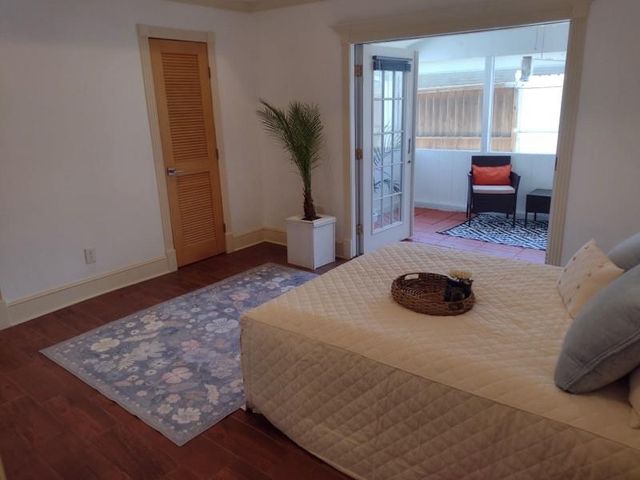 10346 Carlow Lane, La Porte, TX 77571