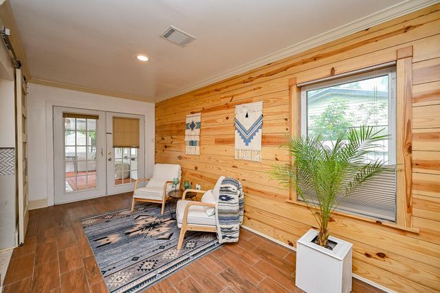 10346 Carlow Lane, La Porte, TX 77571