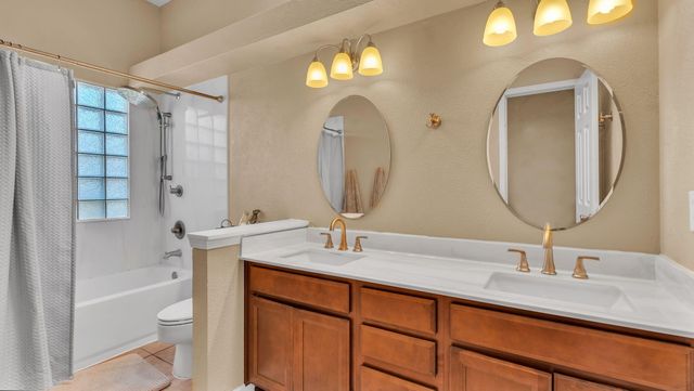 3108 Ronda De Lechusas NW, Albuquerque, NM 87120