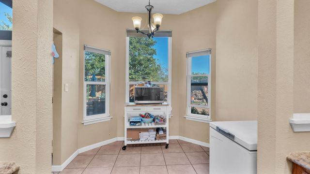 3108 Ronda De Lechusas NW, Albuquerque, NM 87120