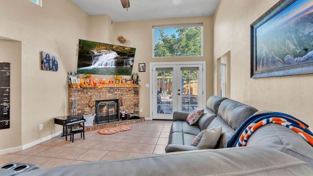 3108 Ronda De Lechusas NW, Albuquerque, NM 87120