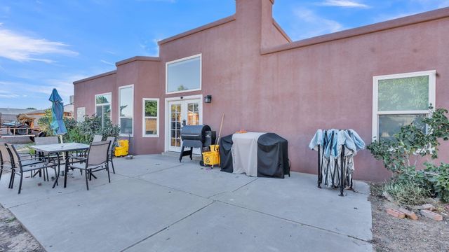 3108 Ronda De Lechusas NW, Albuquerque, NM 87120