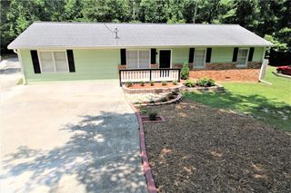 979 Chestnut Oak Court, Lawrenceville, GA 30046
