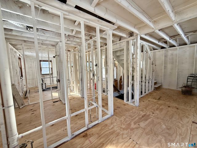 343 East Wakefield Boulevard, Winchester, CT 06098