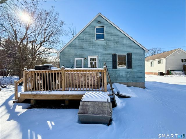 343 East Wakefield Boulevard, Winchester, CT 06098