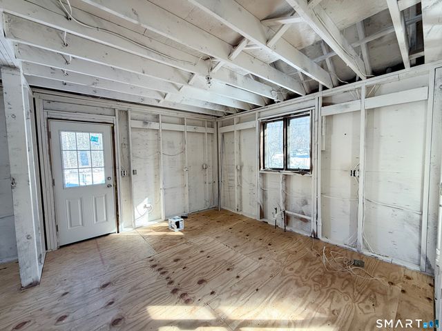 343 East Wakefield Boulevard, Winchester, CT 06098