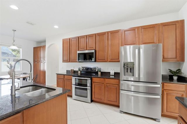 339 OLD ALEMANY PLACE, Oviedo, FL 32765