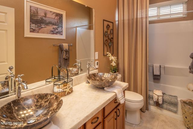 6581 Voyage Drive, Sparks, NV 89436