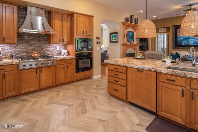 6581 Voyage Drive, Sparks, NV 89436