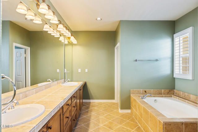 3710 Sunset Ridge Road, Altadena, CA 91001