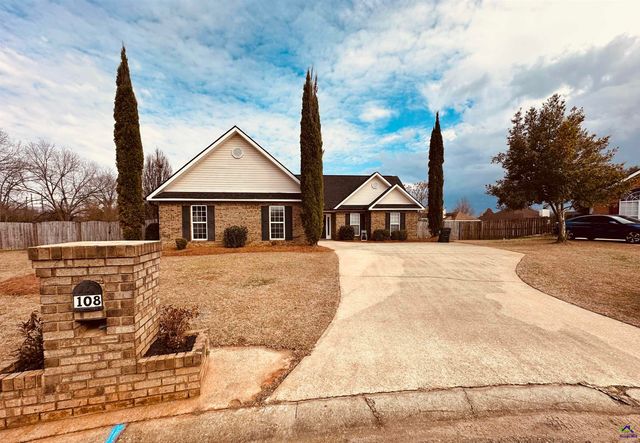108 Holbeck Ct, Warner Robins, GA 31088