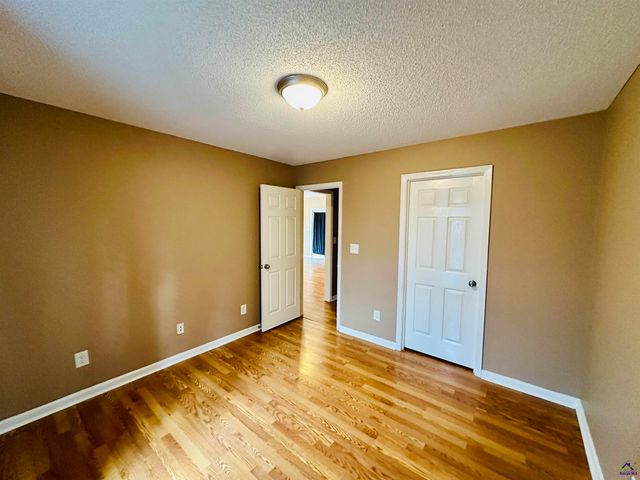 108 Holbeck Ct, Warner Robins, GA 31088