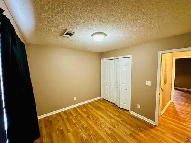 108 Holbeck Ct, Warner Robins, GA 31088