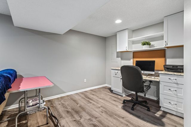 13994 Holyoke Court, Apple Valley, MN 55124