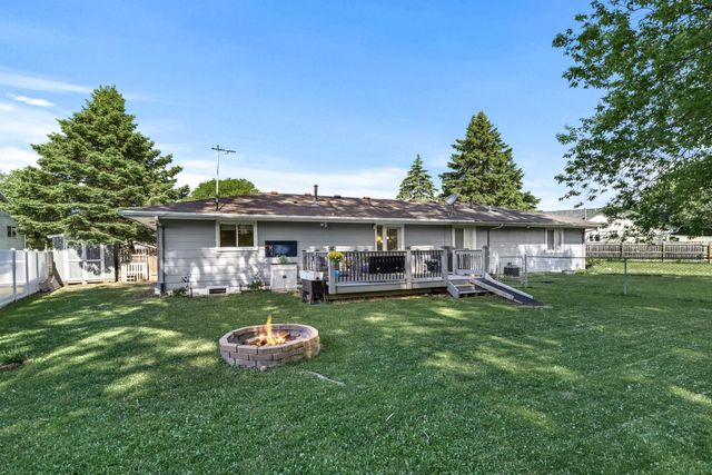 13994 Holyoke Court, Apple Valley, MN 55124