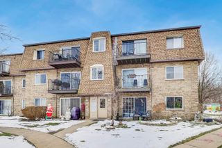 9420 Bay Colony Drive 2E, Des Plaines, IL 60016