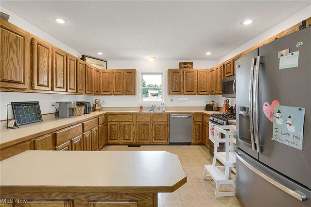 45330 Maple View Circle, Caldwell, OH 43724