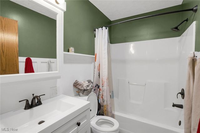 45330 Maple View Circle, Caldwell, OH 43724