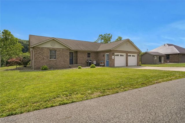 45330 Maple View Circle, Caldwell, OH 43724