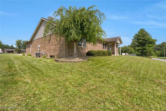 45330 Maple View Circle, Caldwell, OH 43724