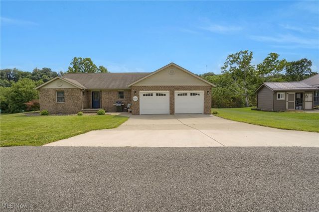 45330 Maple View Circle, Caldwell, OH 43724