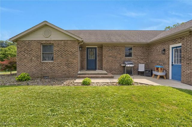 45330 Maple View Circle, Caldwell, OH 43724