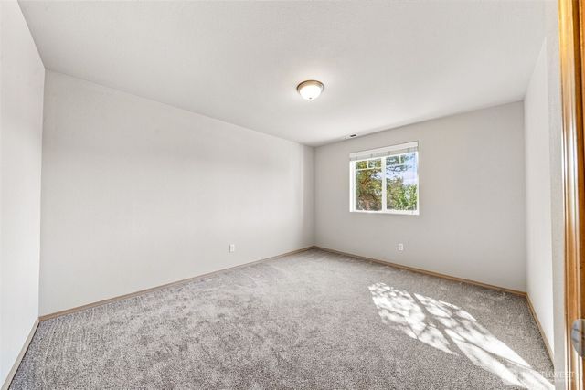 17925 73rd Avenue E, Puyallup, WA 98375