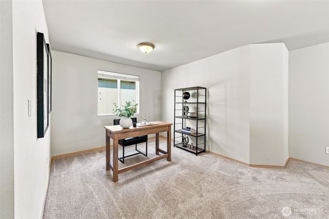 17925 73rd Avenue E, Puyallup, WA 98375