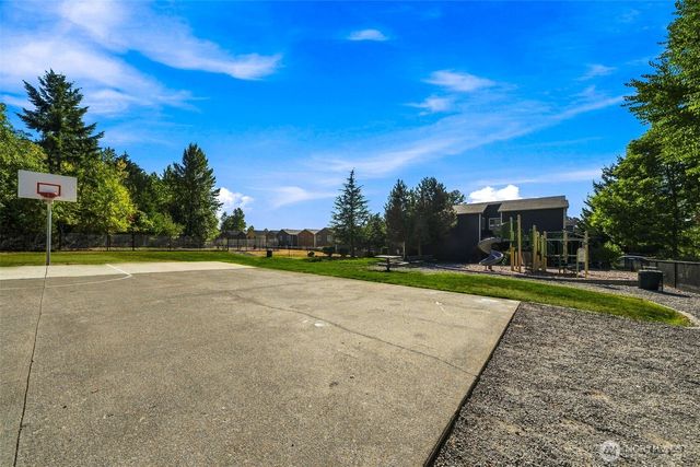 17925 73rd Avenue E, Puyallup, WA 98375
