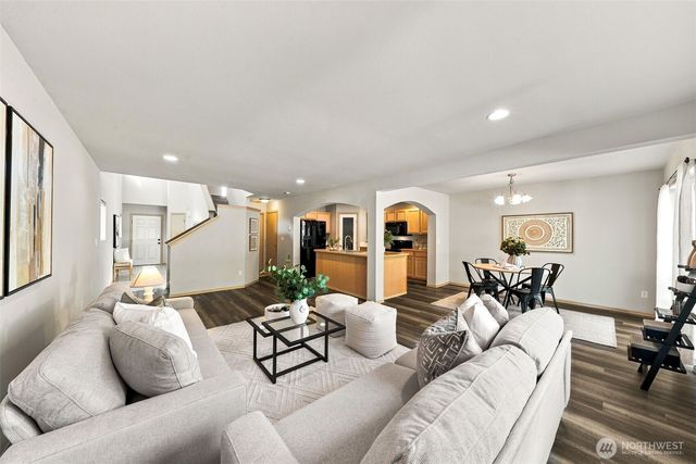 17925 73rd Avenue E, Puyallup, WA 98375