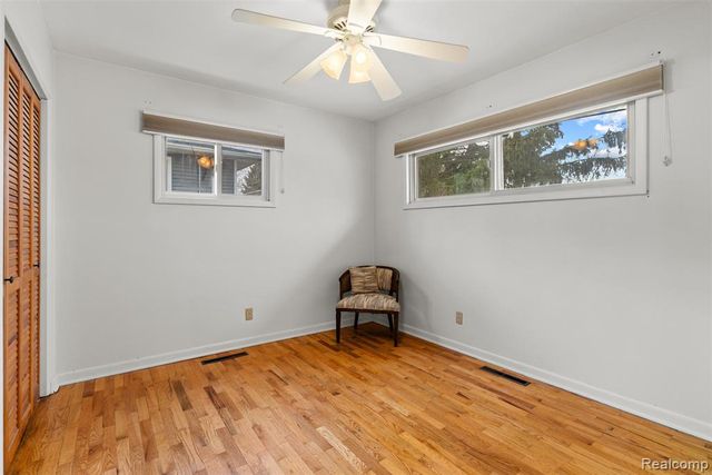 428 Sunnyside Drive, Flushing, MI 48433