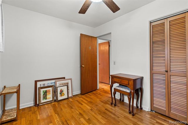 428 Sunnyside Drive, Flushing, MI 48433